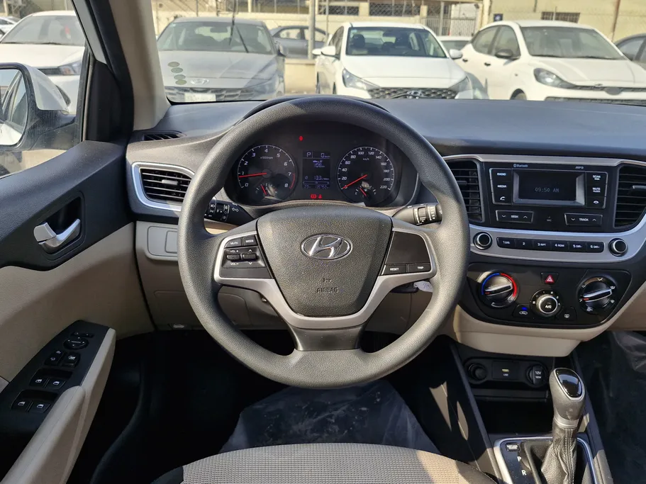 هيونداي اكسنت سمارت 2023 