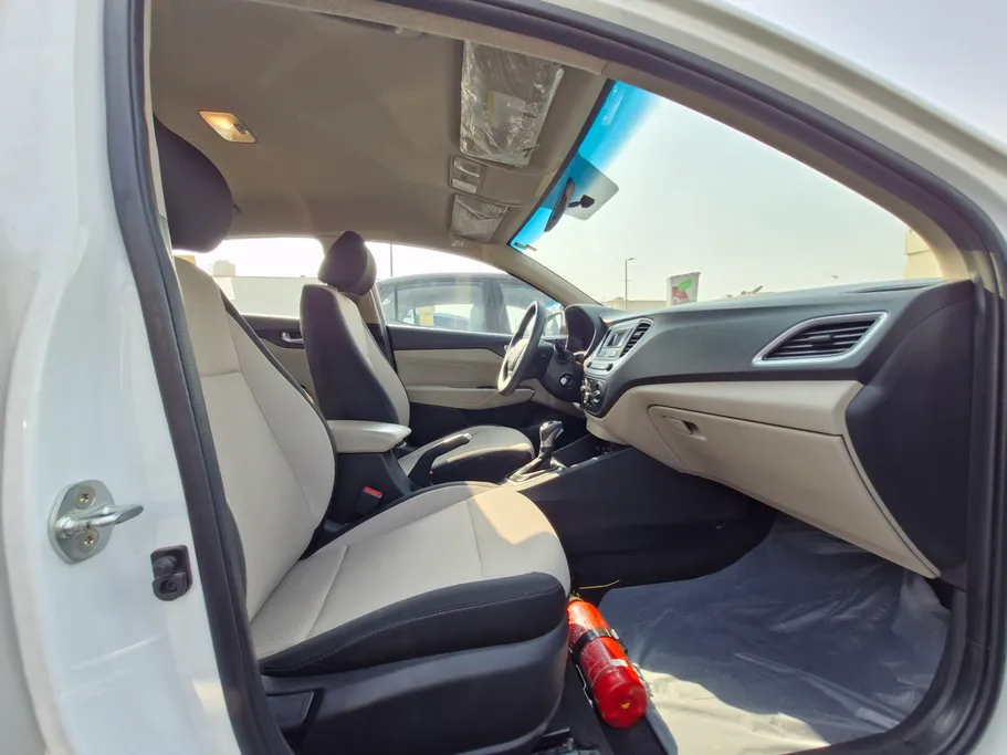 هيونداي اكسنت سمارت 2023 