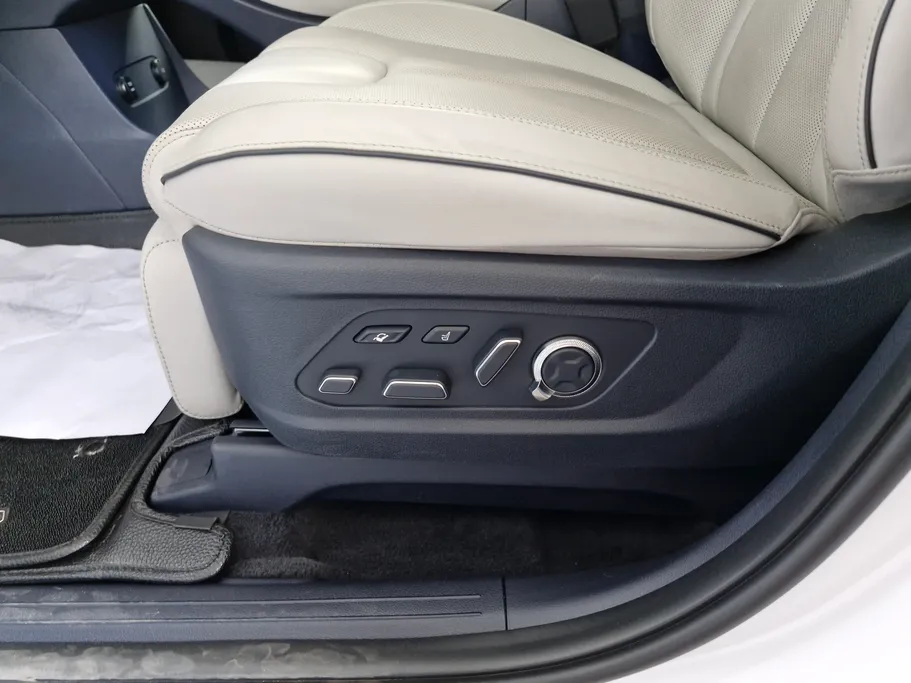 2023 Hyundai Palisade PREMIUM 