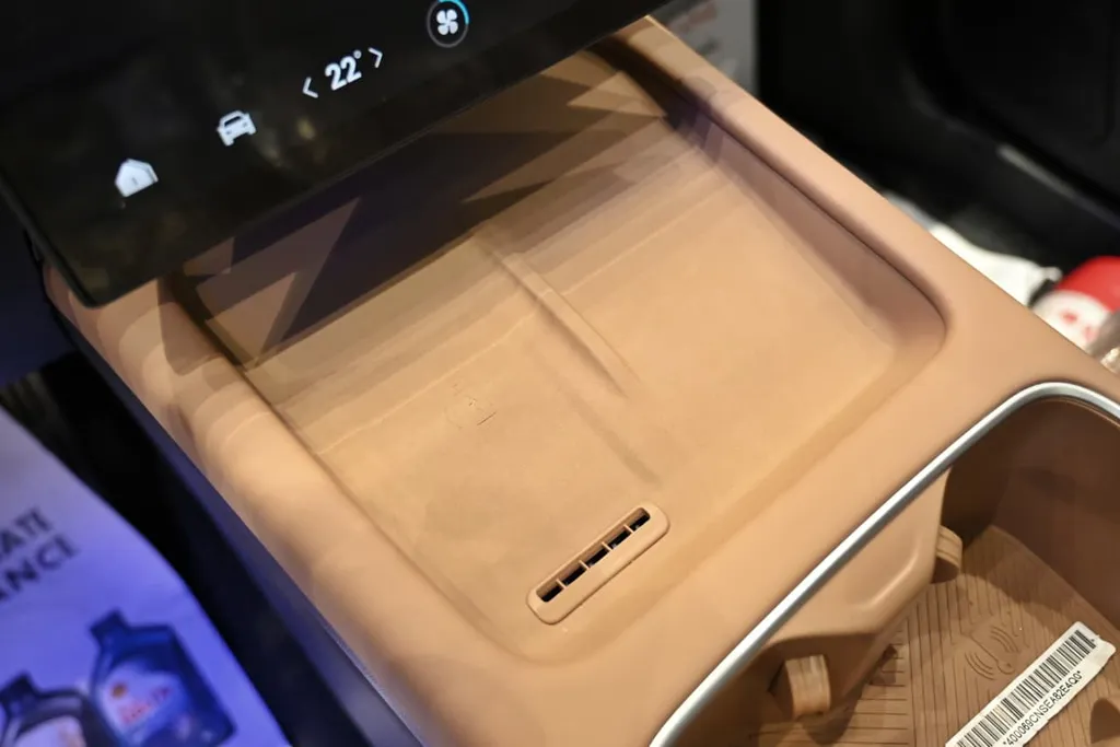 2026 Jaecoo J7SHS Adventure 