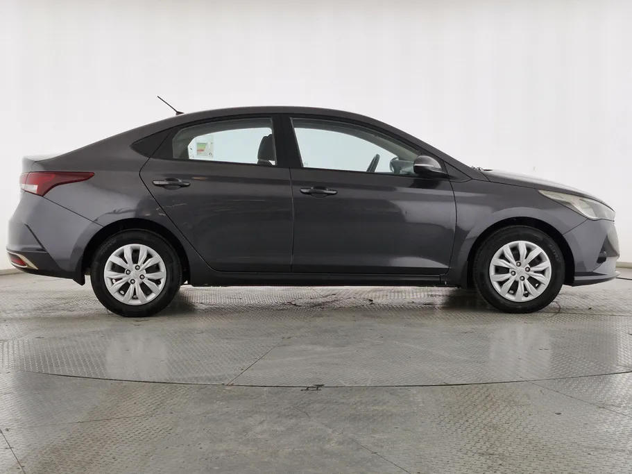 2021 Hyundai Accent Smart 