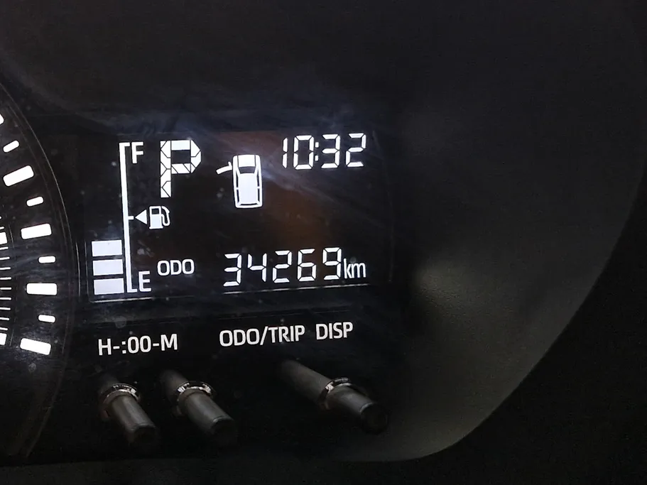 2023 Toyota Yaris  Y 