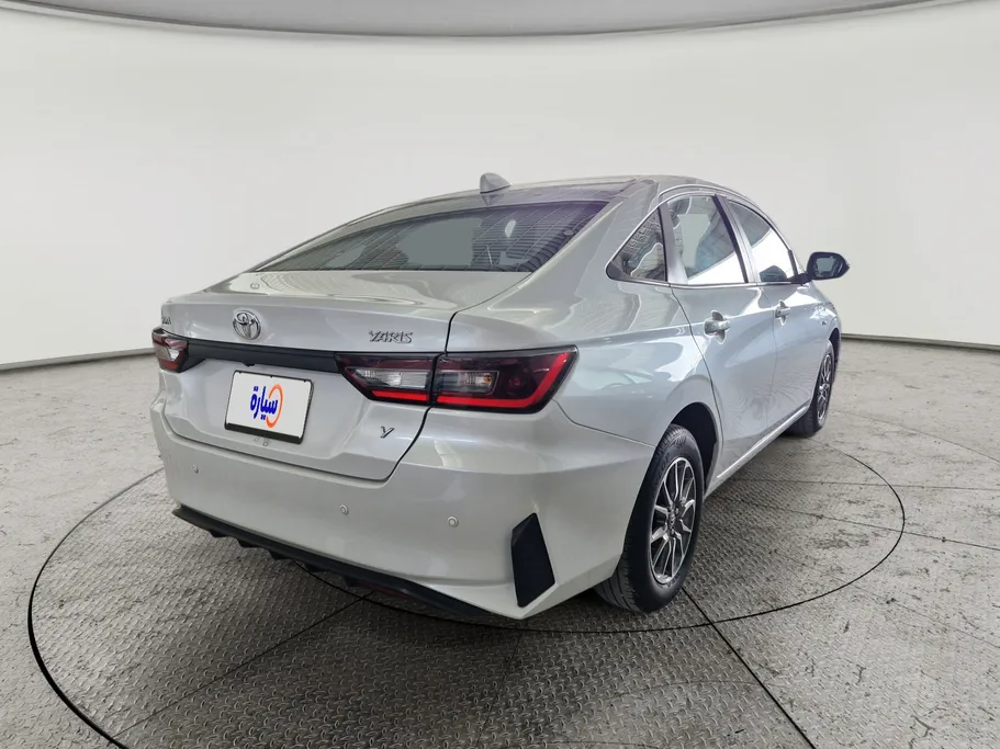 2023 Toyota Yaris  Y 