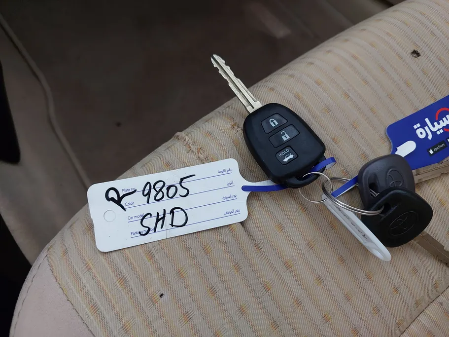 تويوتا يارس Y 2021 