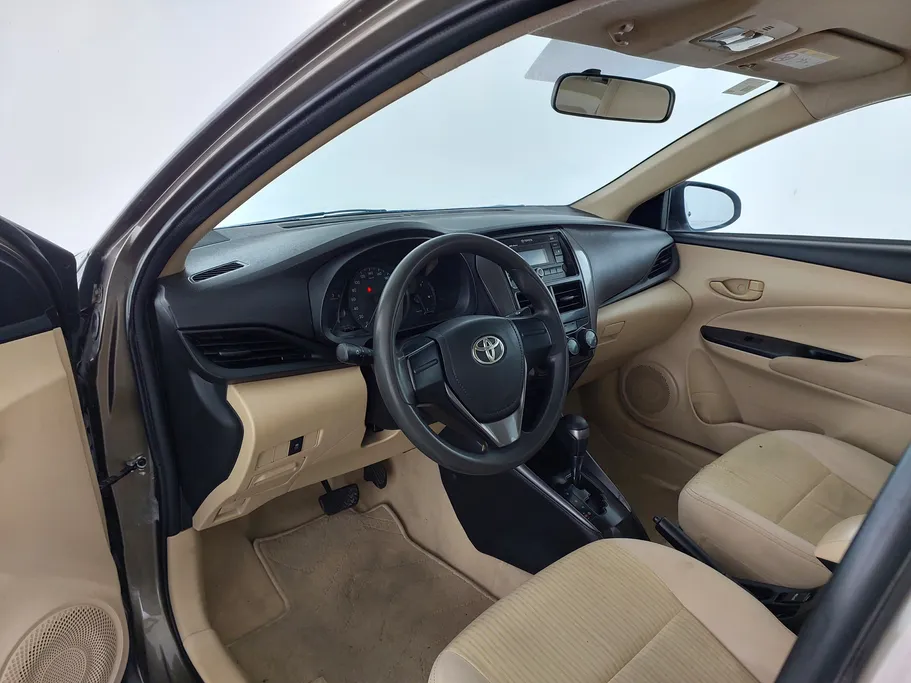 تويوتا يارس Y 2021 