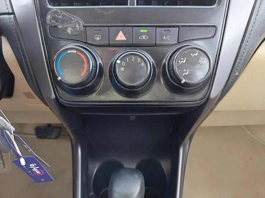 تويوتا يارس Y 2021 