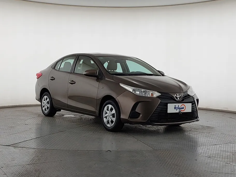 تويوتا يارس Y 2021 
