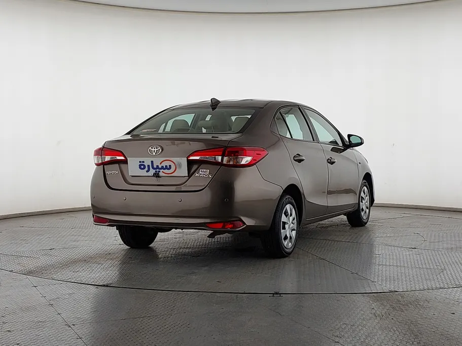 تويوتا يارس Y 2021 