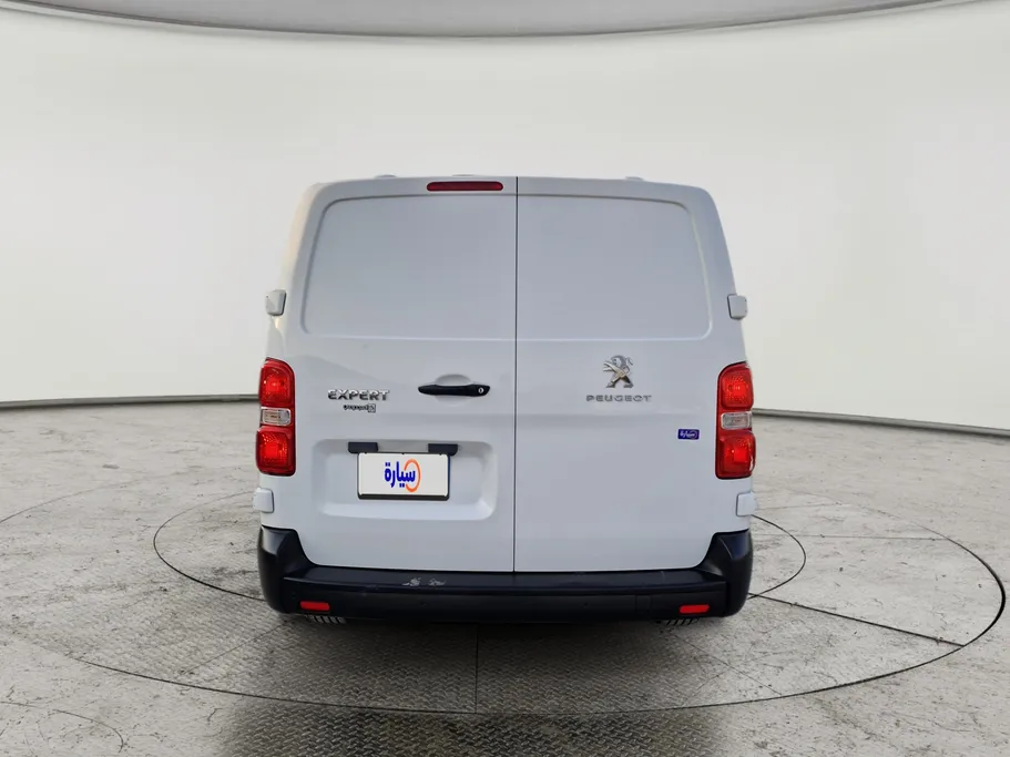 2020 Peugeot Partner Short van 