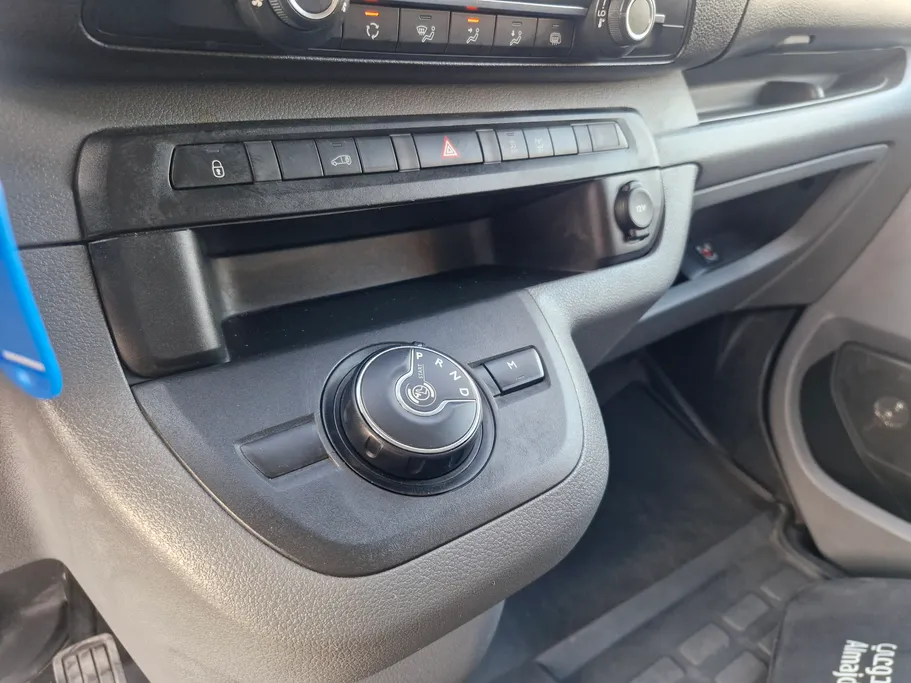 2020 Peugeot Partner Short van 