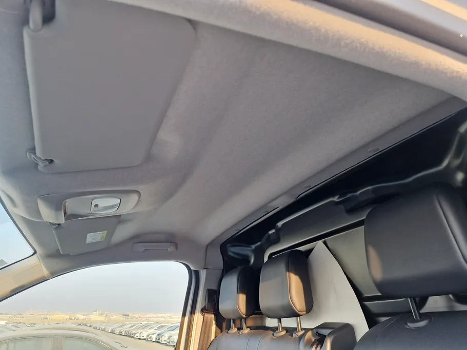 2020 Peugeot Partner Short van 