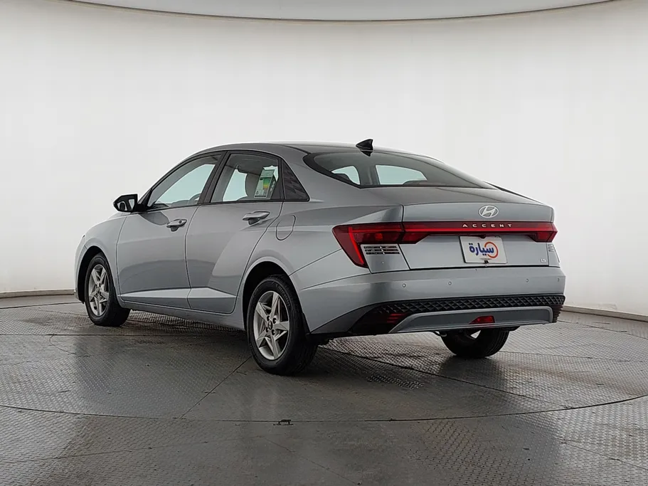 2024 Hyundai Accent Fleet 