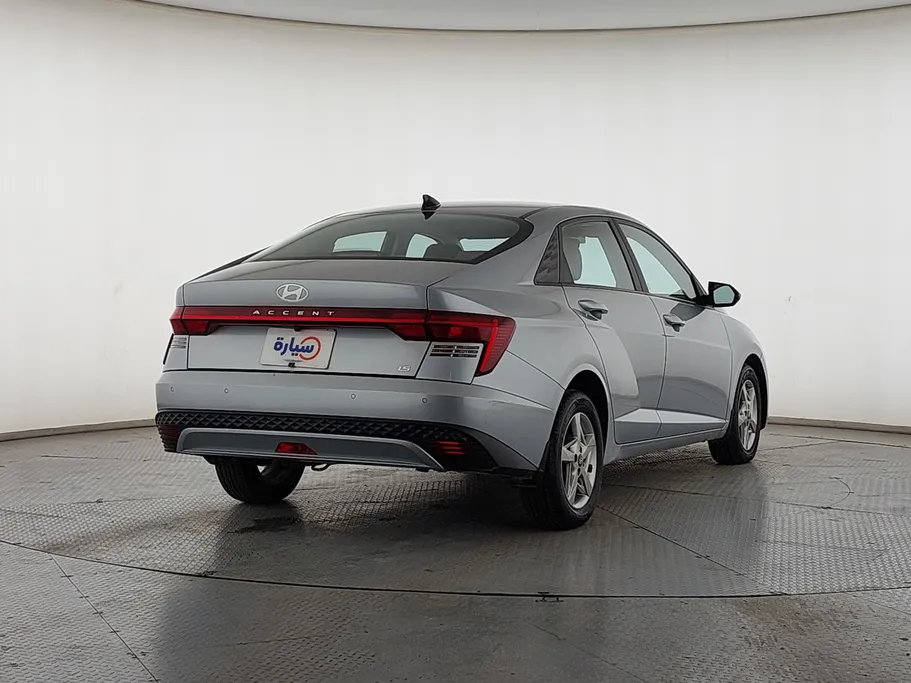 2024 Hyundai Accent Fleet 