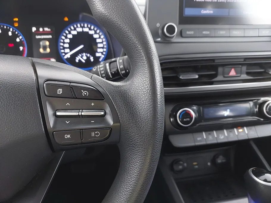 2022 Hyundai Kona SMART 