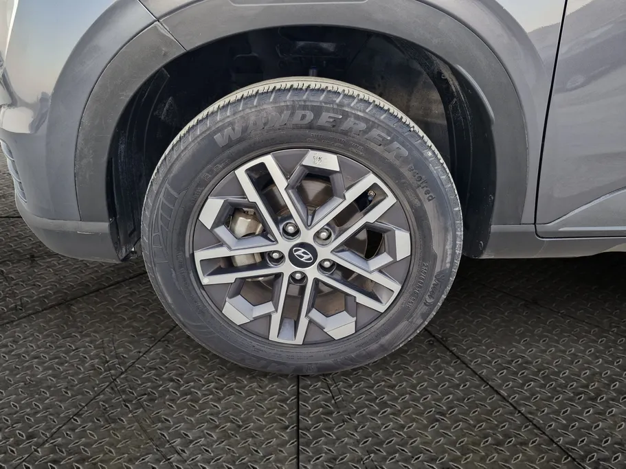 2024 Hyundai Venue Smart 