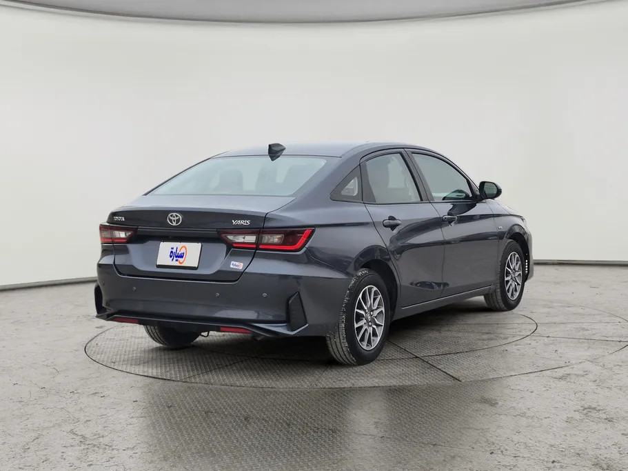 2024 Toyota Yaris  Y 