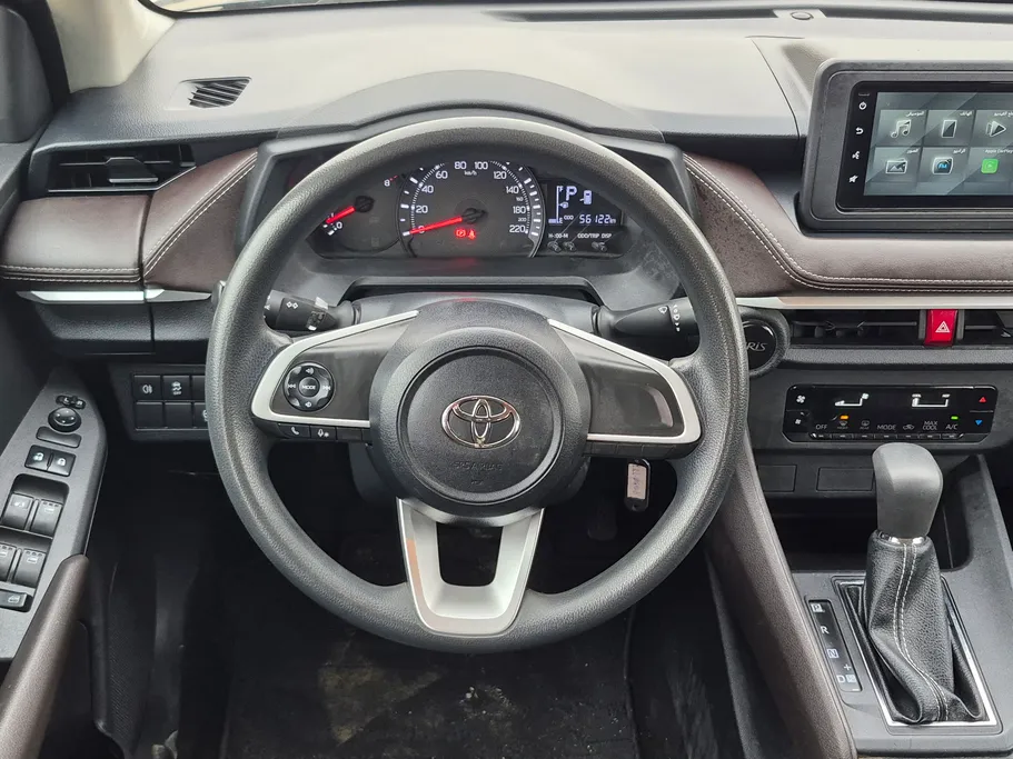 تويوتا يارس Y 2024 