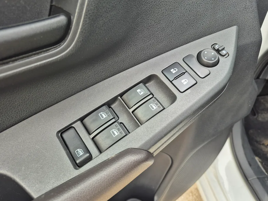 2024 Toyota Yaris  Y 