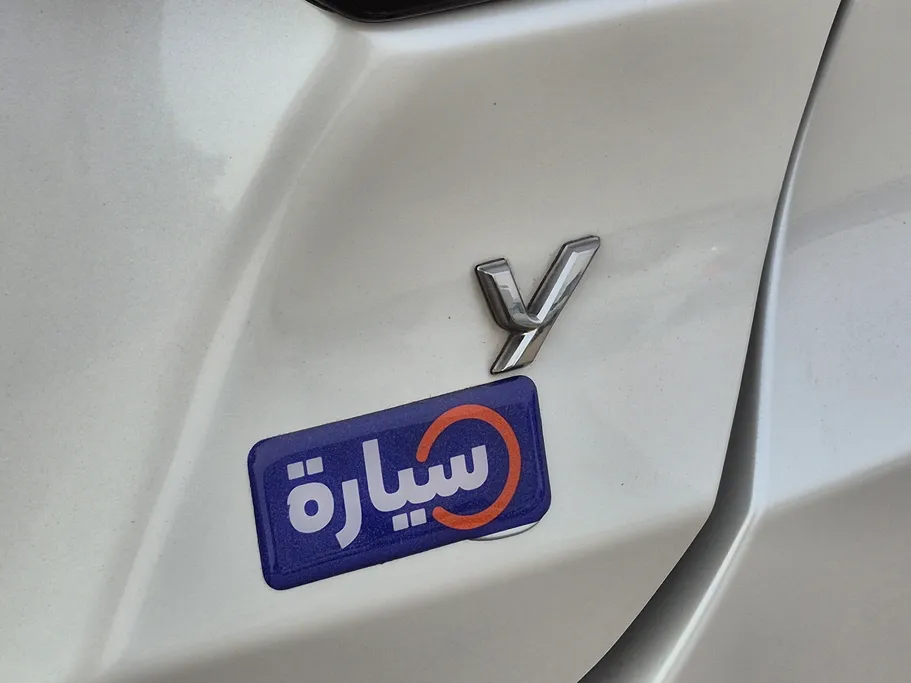 2024 Toyota Yaris  Y 