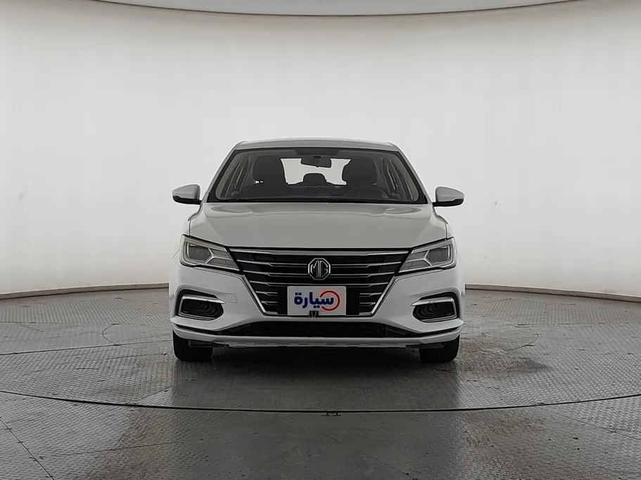 ام جي 5 STD 2023 