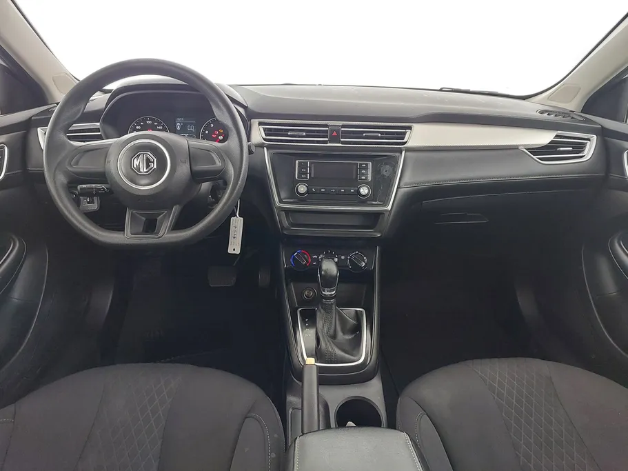 ام جي 5 STD 2023 