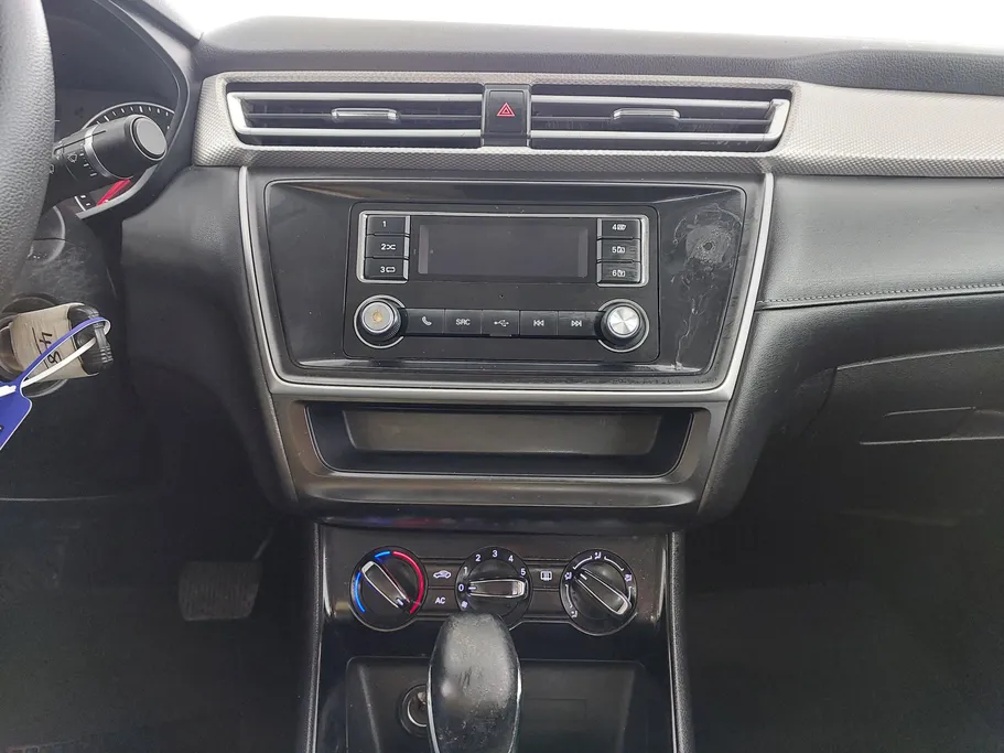 ام جي 5 STD 2023 