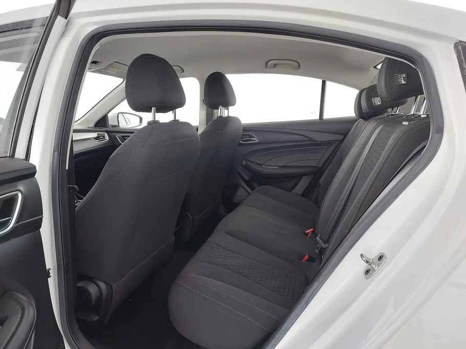 ام جي 5 STD 2023 