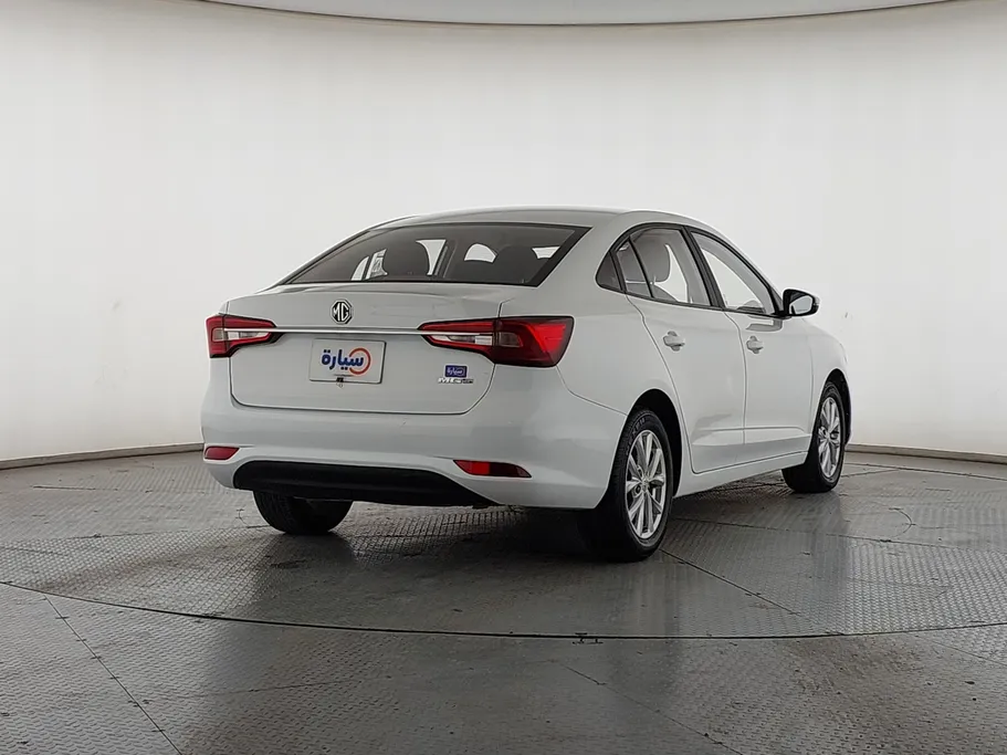 ام جي 5 STD 2023 