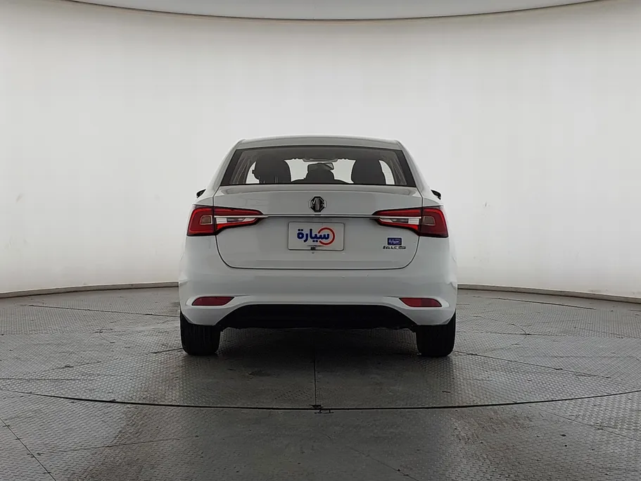 ام جي 5 STD 2023 