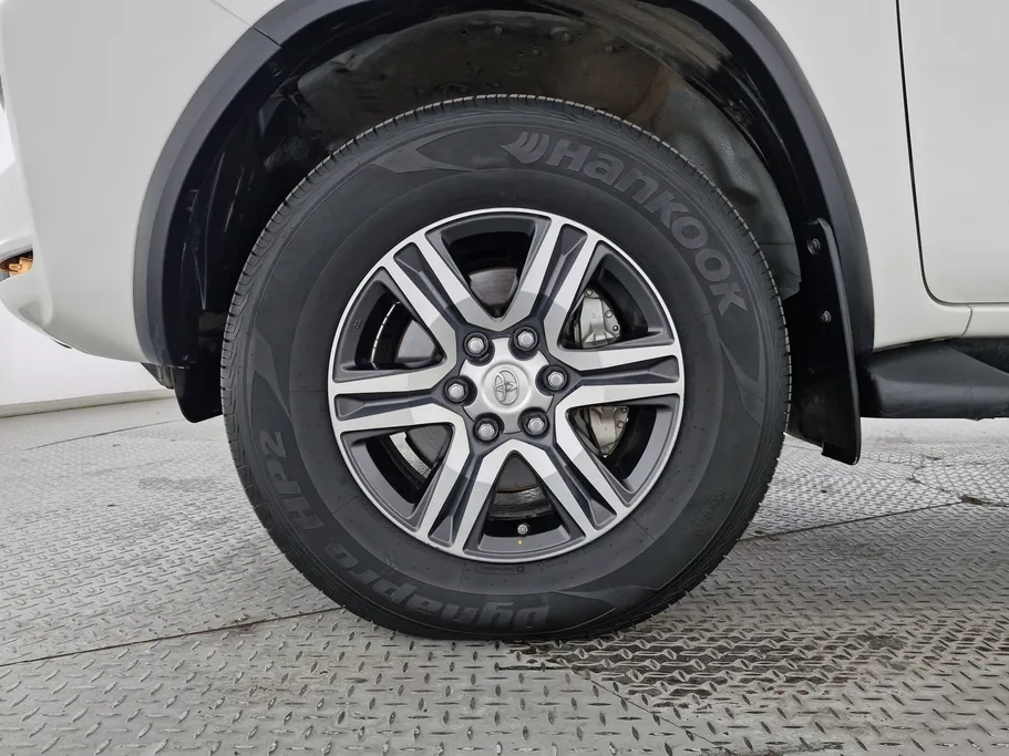 تويوتا فورتشنر VX1 2022 