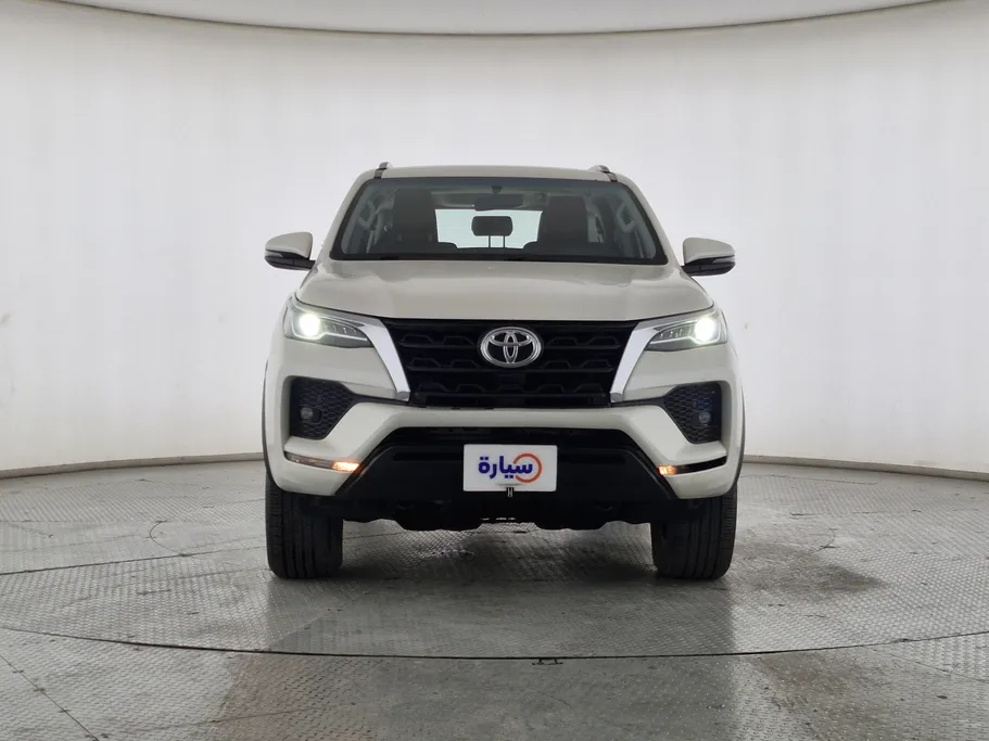 تويوتا فورتشنر VX1 2022 