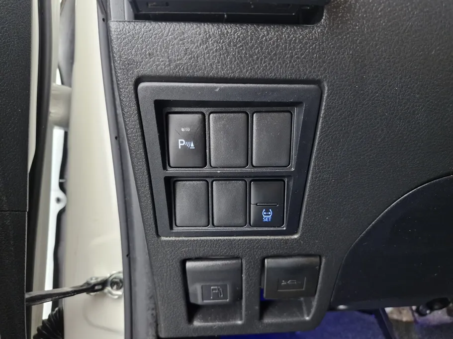 تويوتا فورتشنر VX1 2022 