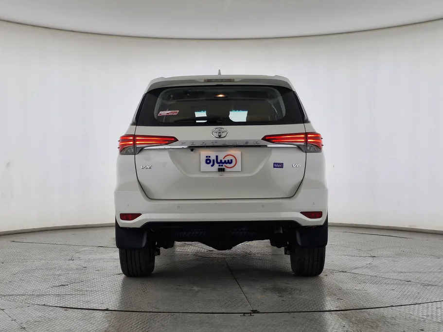 تويوتا فورتشنر VX1 2022 