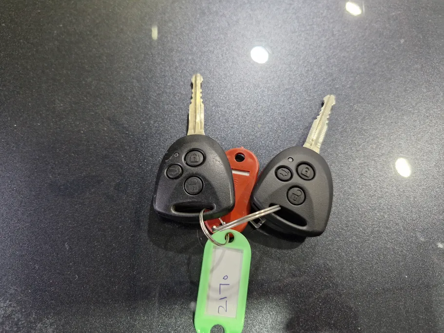 تويوتا يارس Y 2023 