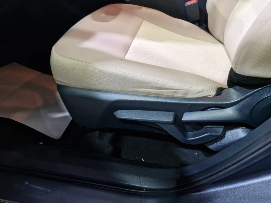 تويوتا يارس Y 2023 