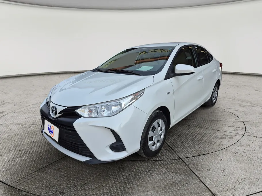 2021 Toyota Yaris  Y 