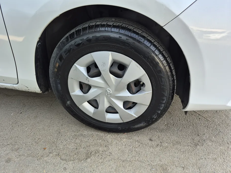 2021 Toyota Yaris  Y 