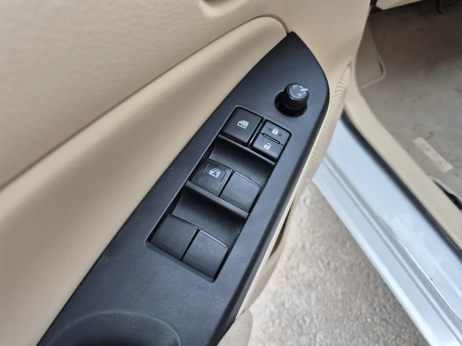 2021 Toyota Yaris  Y 