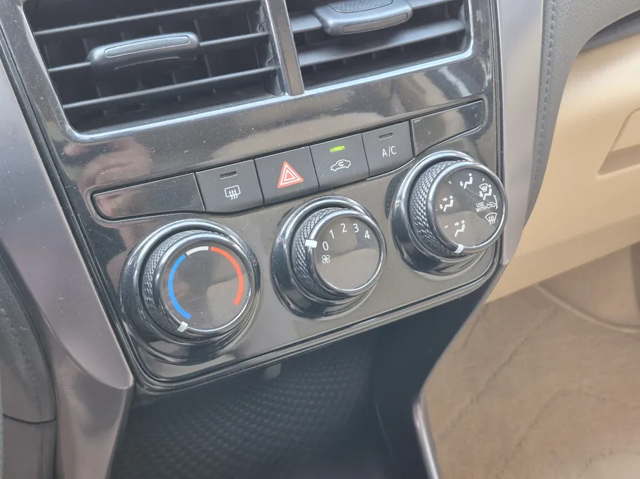 2021 Toyota Yaris  Y 