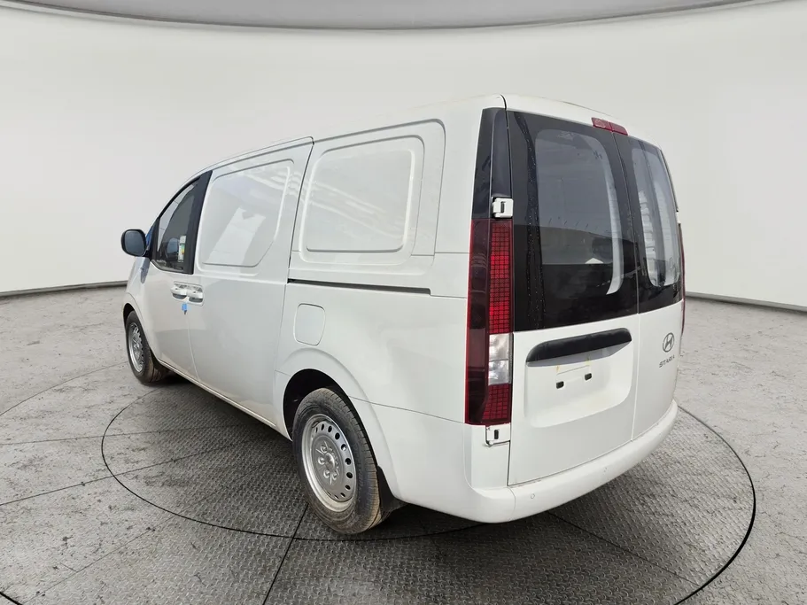 2026 Hyundai Staria Van 
