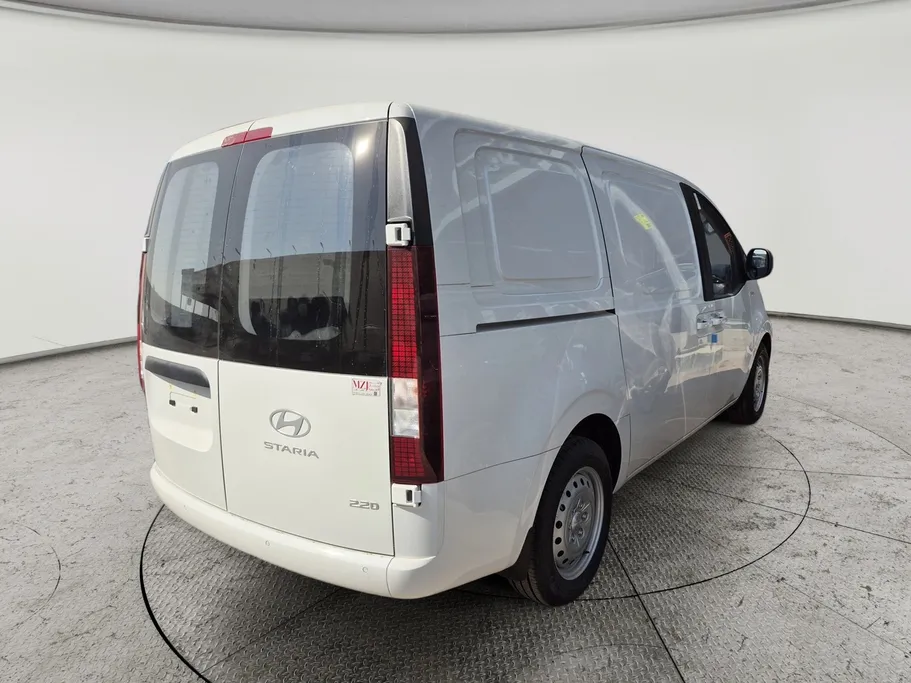 2026 Hyundai Staria Van 