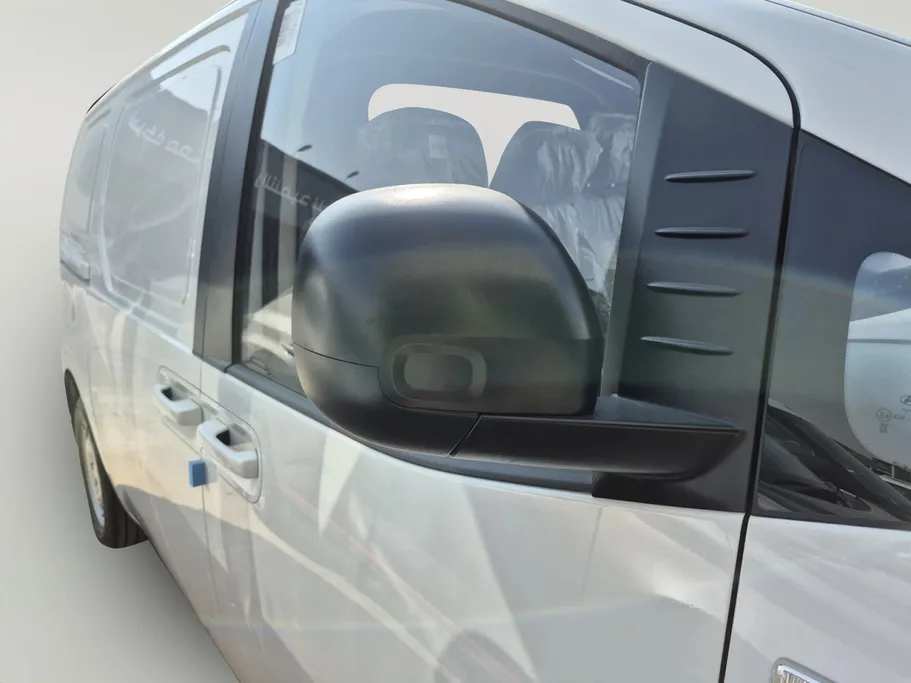 2026 Hyundai Staria Van 