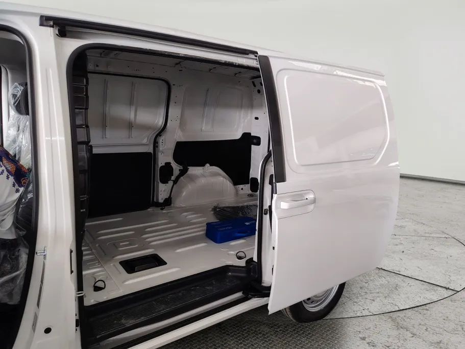 2026 Hyundai Staria Van 