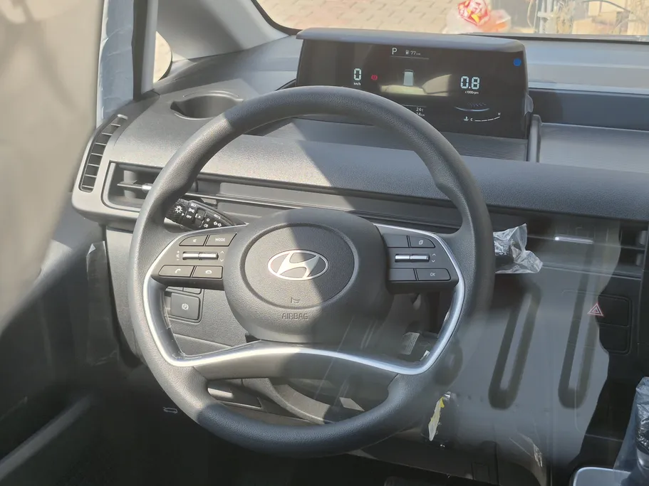 2026 Hyundai Staria Van 