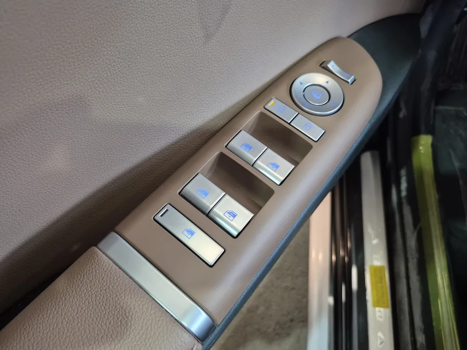 2026 Hyundai Azera Classic 