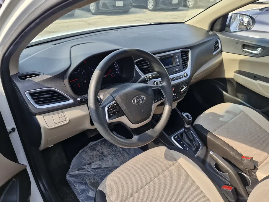 2023 Hyundai Accent Smart 