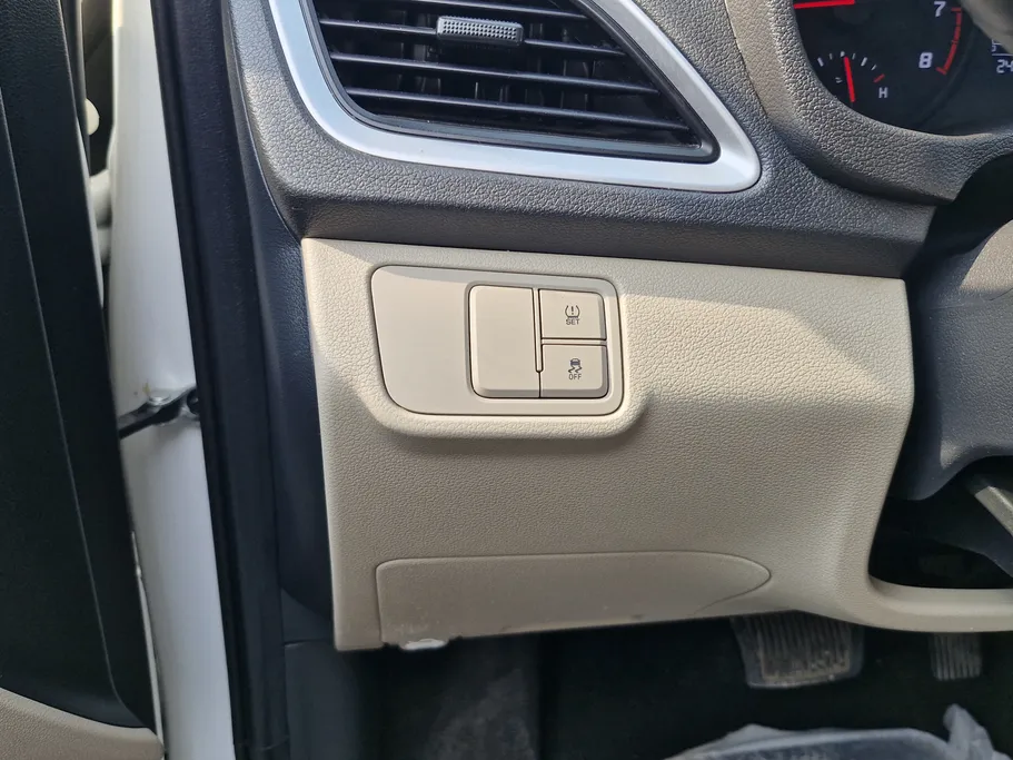 2023 Hyundai Accent Smart 