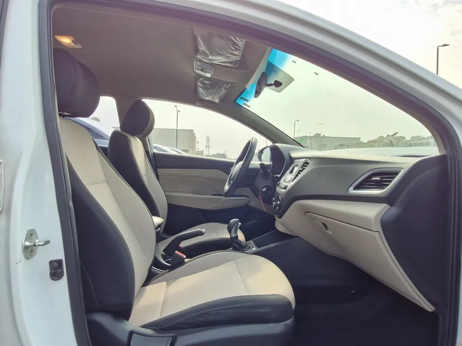 2023 Hyundai Accent Smart 