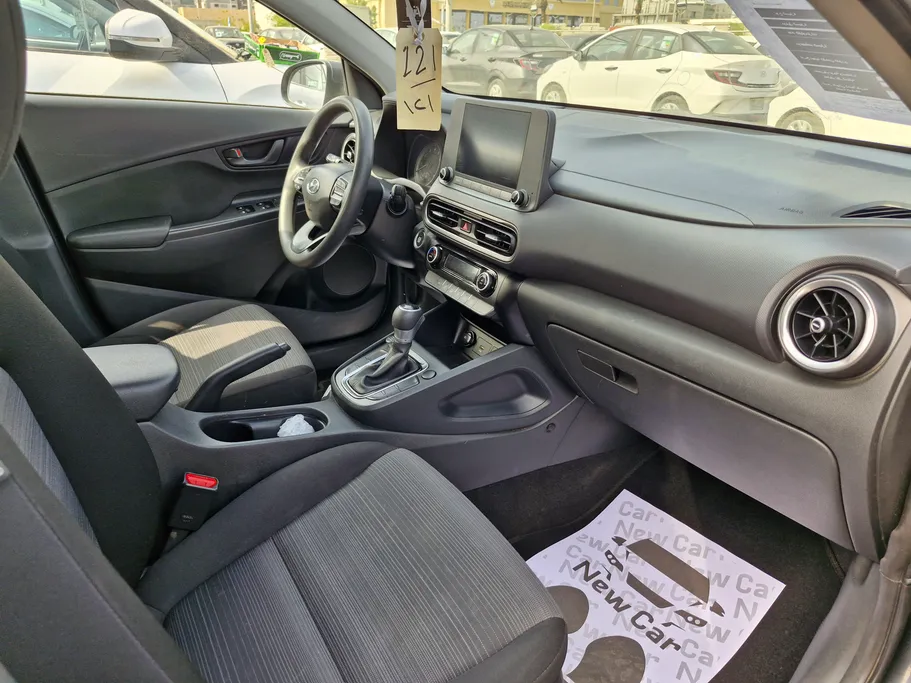 2022 Hyundai Kona SMART 