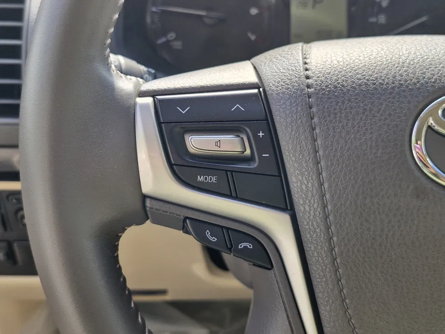 تويوتا برادو TXL 2023 